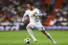 FIFA世界盃2026-电竞与NBA的同病相怜，Doinb七连败与独行侠教练下课危机齐登热搜